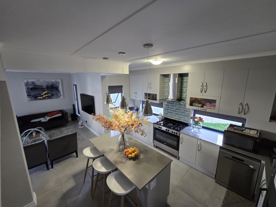 To Let 3 Bedroom Property for Rent in Groot Phesantekraal Estate Western Cape
